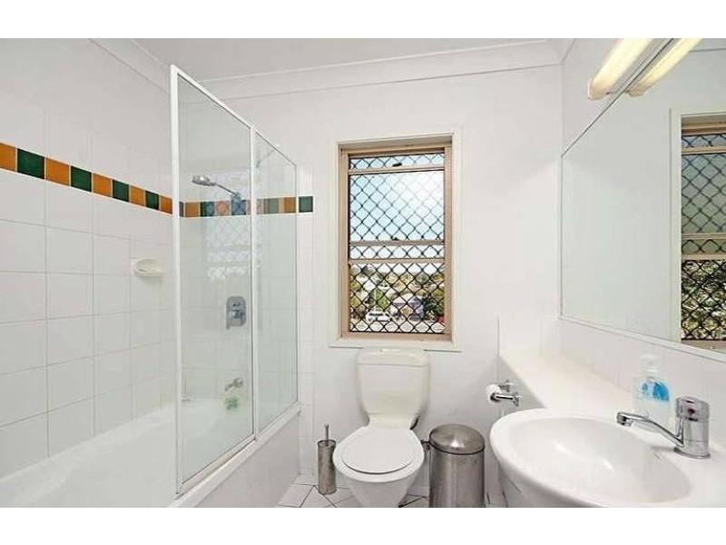 4/108 Glenalva Terrace, Enoggera QLD 4051