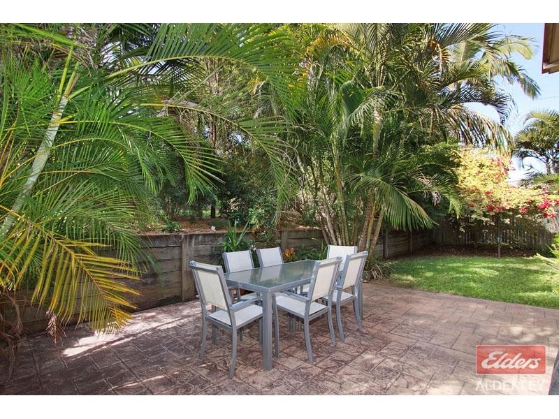 18 Tetragona Drive, Arana Hills QLD 4054