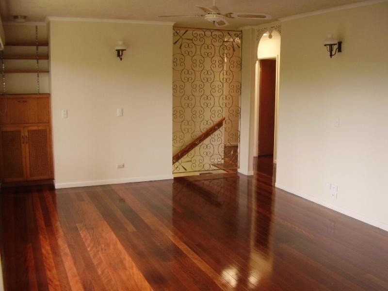 17 Woonalee St, Kenmore QLD 4069