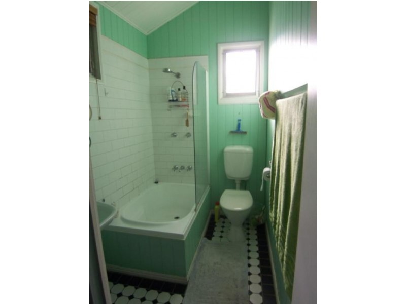 44 Wickham Street, Newmarket QLD 4051