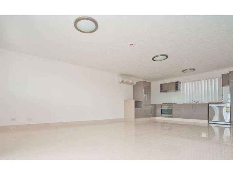 2/237 Gympie Road, Kedron QLD 4031