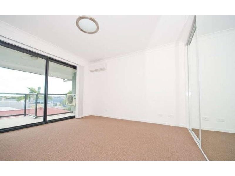 2/237 Gympie Road, Kedron QLD 4031