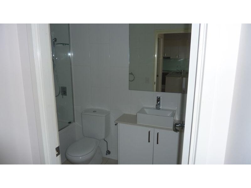 402/40 Playfield St, Chermside QLD 4032