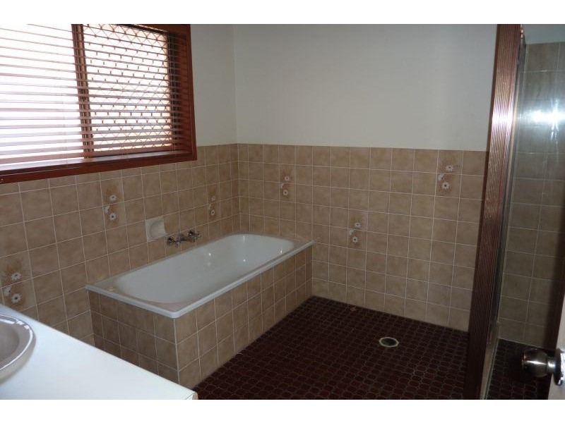 39 Hagman Street, Stafford Heights QLD 4053