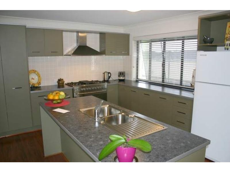 7 Gumview Crescent, Jimboomba QLD 4280