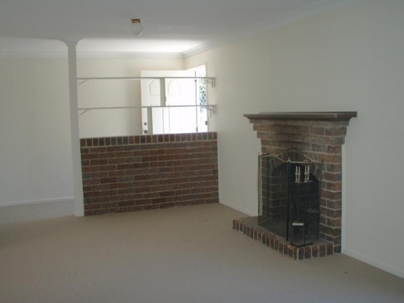 49 Sandaver Cr, Cedar Grove QLD 4285