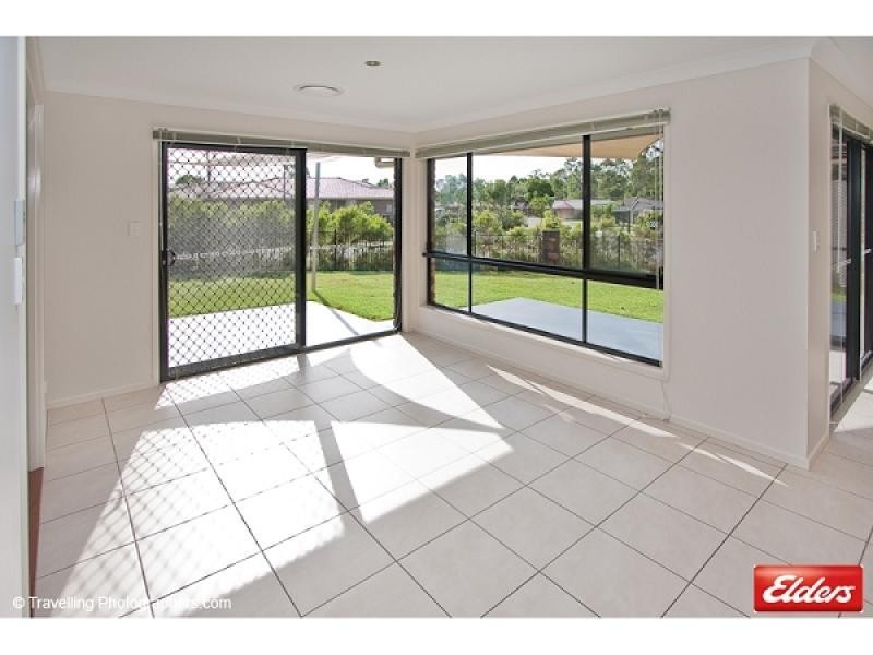 2 Hilltop Crescent, Jimboomba QLD 4280