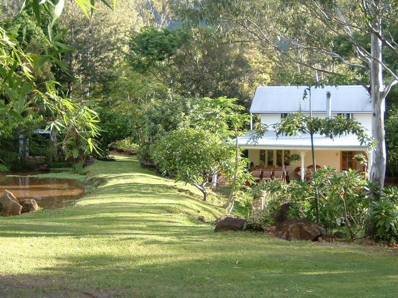 599 HUNCHY ROAD, Hunchy QLD 4555