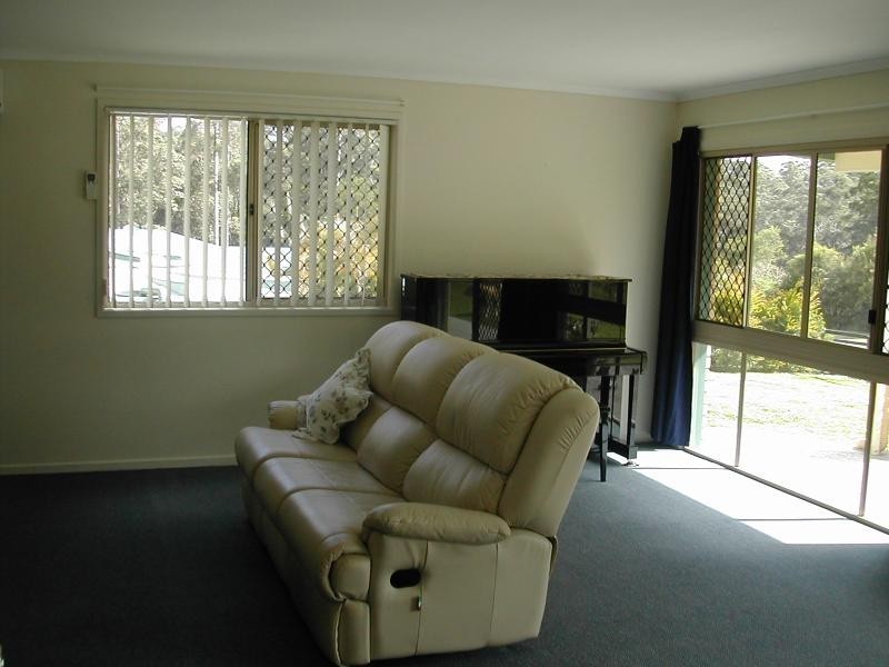 27 Maroochy Spring Drive, Dulong QLD 4560