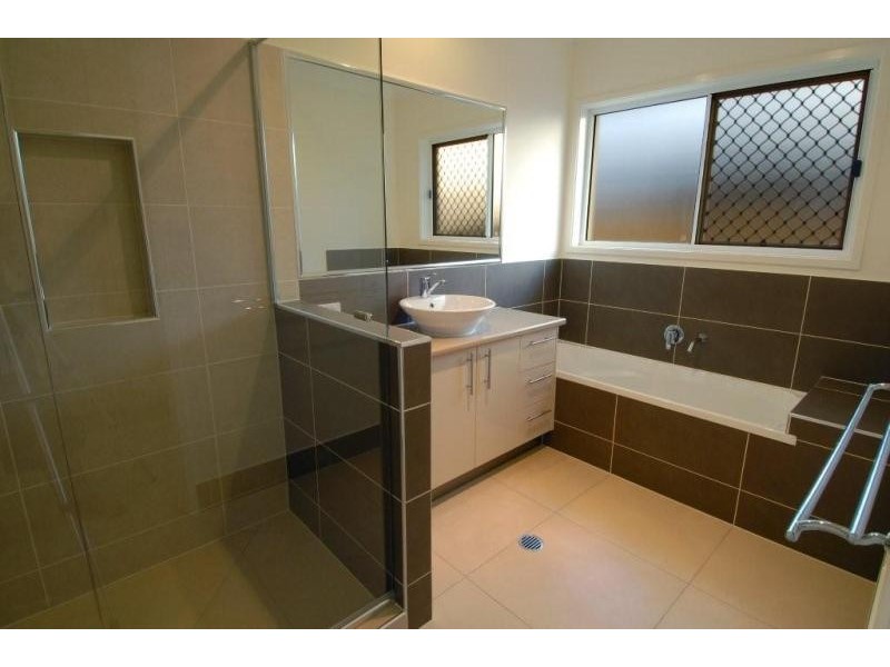 13 Gallows Place, Palmwoods QLD 4555