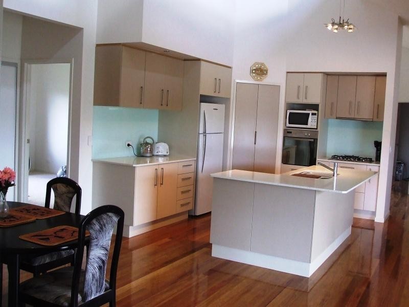 11 GALLOWS PLACE, Palmwoods QLD 4555