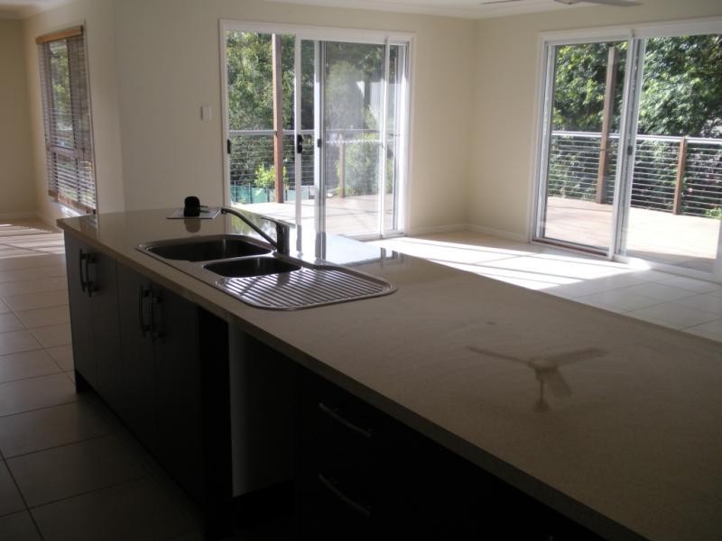 17 Garden Avenue, Palmwoods QLD 4555