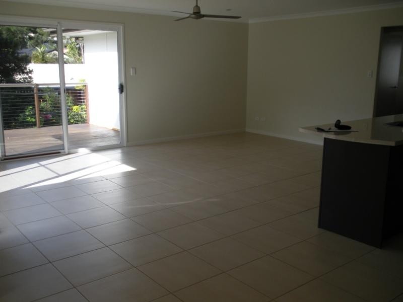 17 Garden Avenue, Palmwoods QLD 4555