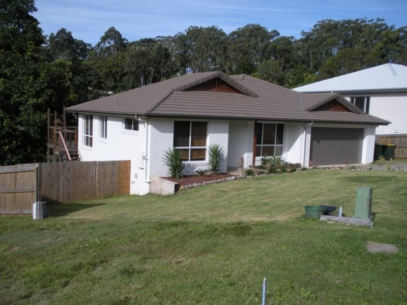 17 Garden Avenue, Palmwoods QLD 4555