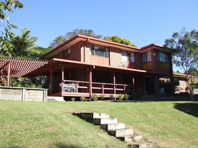 11 Nicklin Lane, Palmwoods QLD 4555