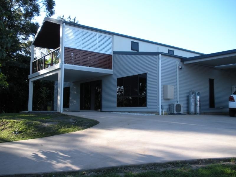 142 a Coes Creek Rd, Coes Creek QLD 4560