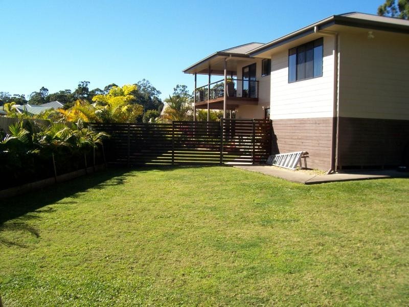 14 PARKWOOD PLACE, Palmwoods QLD 4555