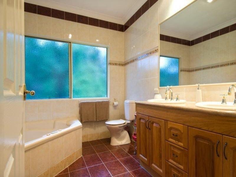 108 McKees Road, Palmwoods QLD 4555