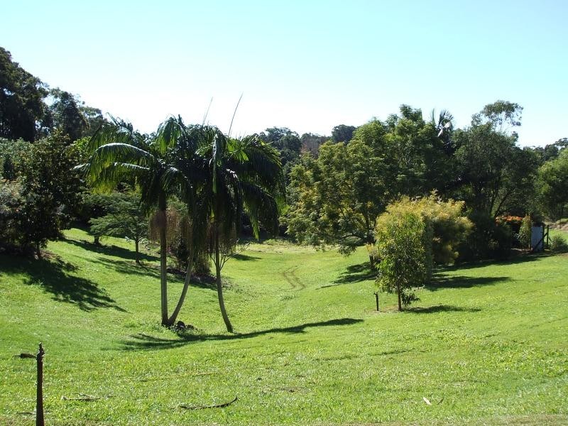 11 Nicklin Lane, Palmwoods QLD 4555