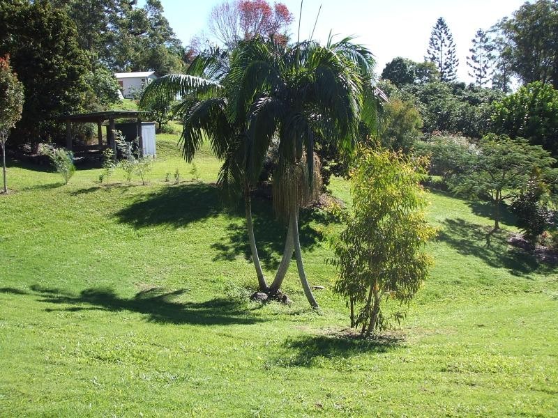 11 Nicklin Lane, Palmwoods QLD 4555