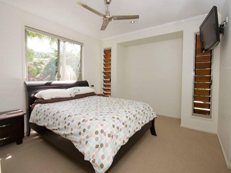 5 Firesong Court, Nambour QLD 4560