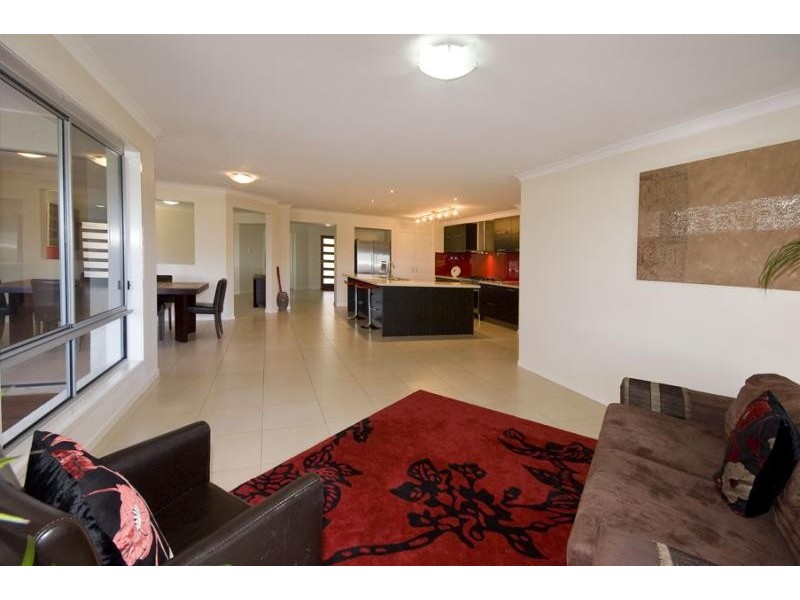 35 Paynters Pocket Avenue, Palmwoods QLD 4555