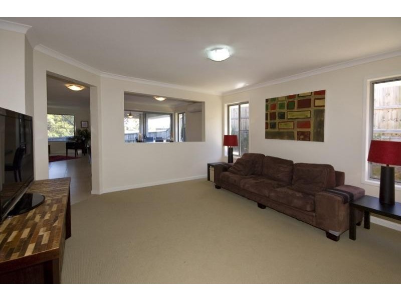 35 Paynters Pocket Avenue, Palmwoods QLD 4555