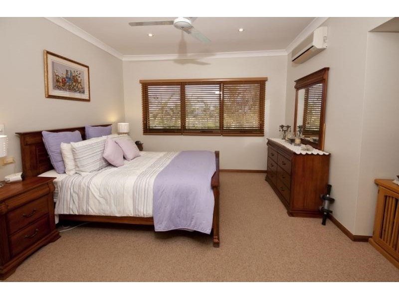 9 St James Court, Nambour QLD 4560