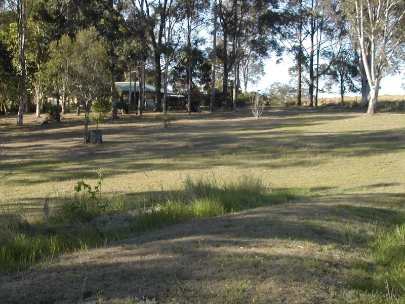 583 Hunchy Road, Hunchy QLD 4555