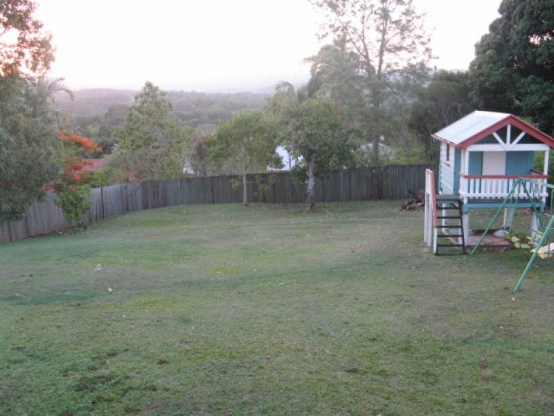 12 Pine Grove Road, Woombye QLD 4559