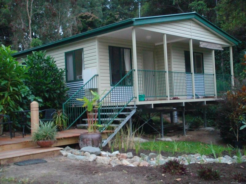 61 Tania Avenue, Palmwoods QLD 4555