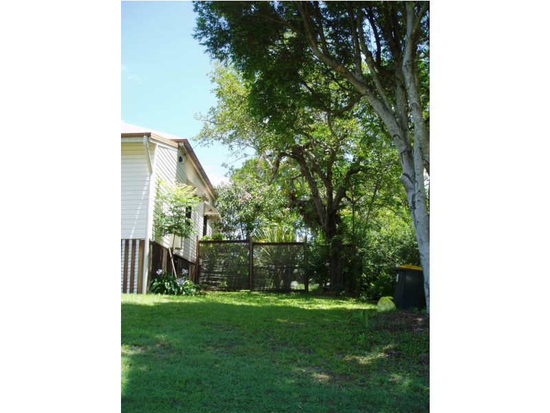 18 Keil St, Woombye QLD 4559