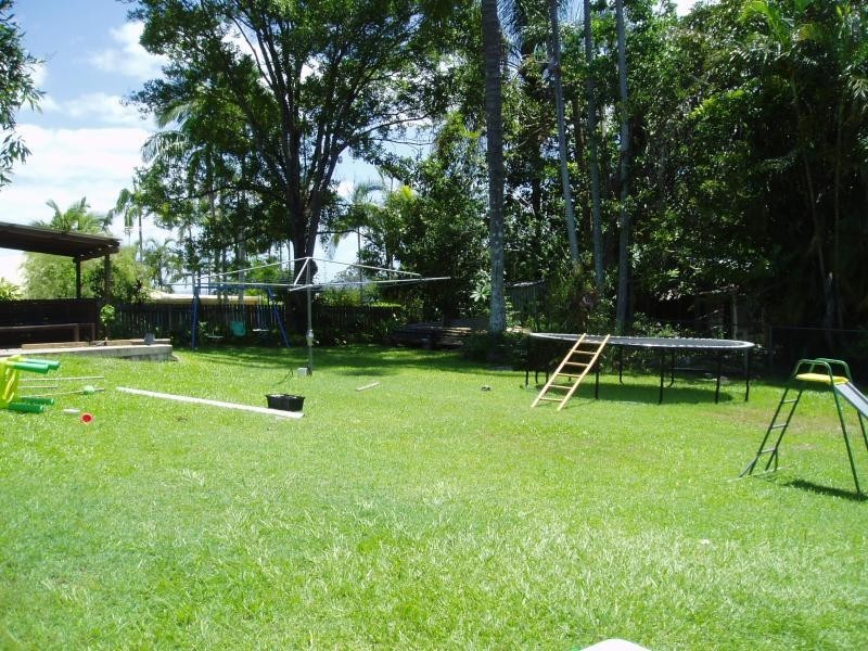 18 Keil St, Woombye QLD 4559