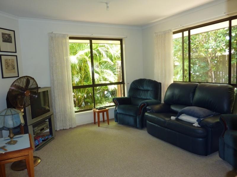3 Camelia Court, Palmwoods QLD 4555