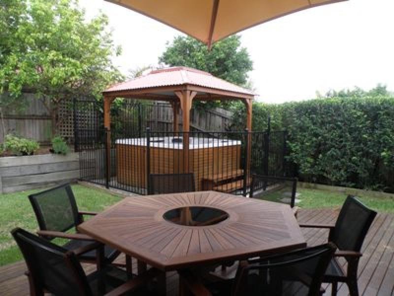 18 Petigrain Avenue, Palmwoods QLD 4555