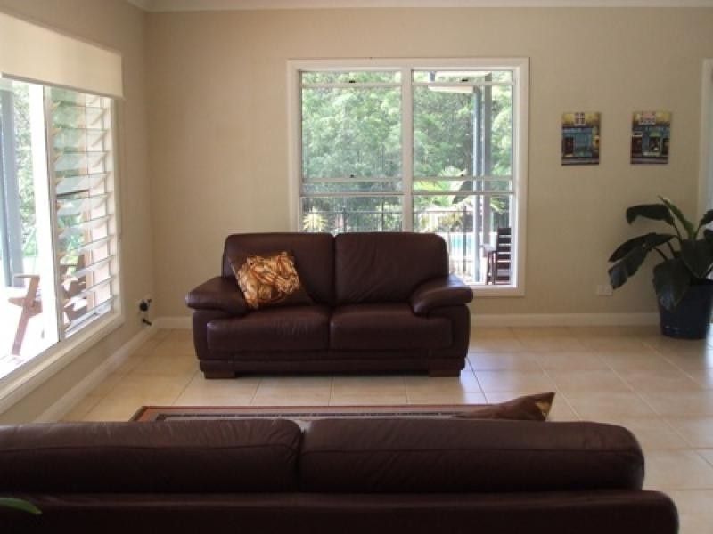 18 Kanes Road, Yandina QLD 4561