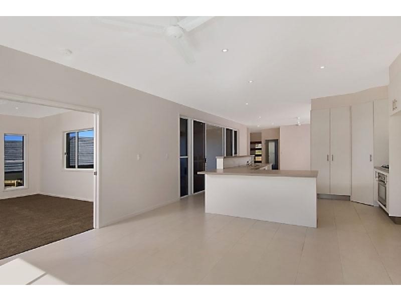 56 Petigrain Avenue, Palmwoods QLD 4555