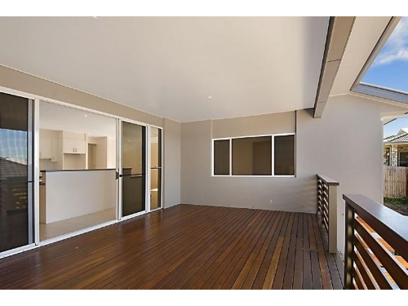 56 Petigrain Avenue, Palmwoods QLD 4555