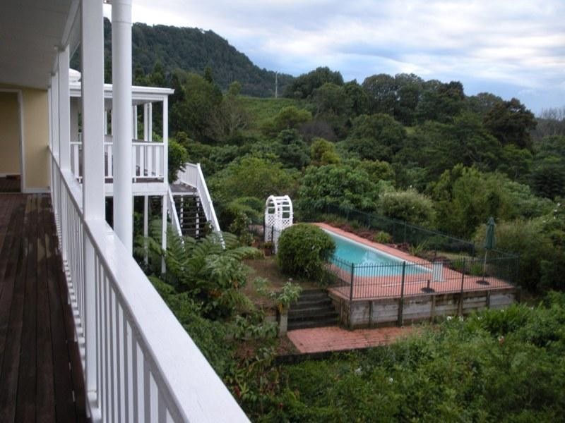 813 Hunchy Road, Hunchy QLD 4555