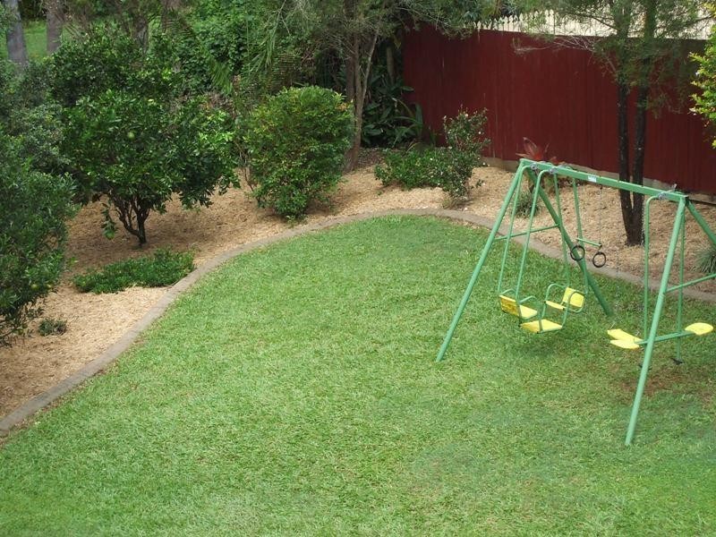 12 Bonaparte Place, Palmwoods QLD 4555