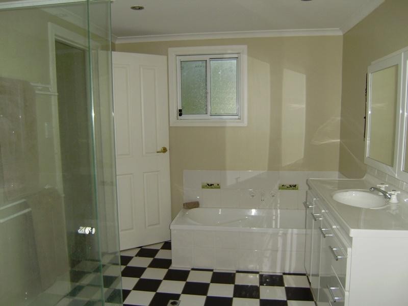 16 Ferntree Creek Road, Kulangoor QLD 4560