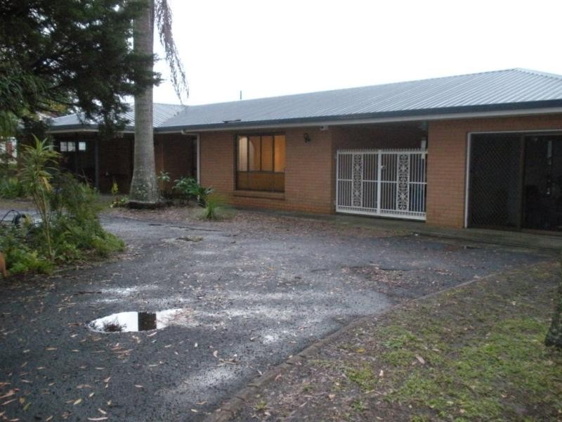 245 Woombye Palmwoods Rd, Palmwoods QLD 4555