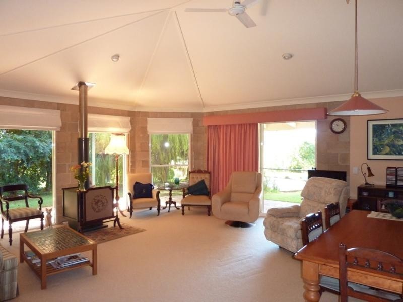 43-45 Western Avenue, Montville QLD 4560