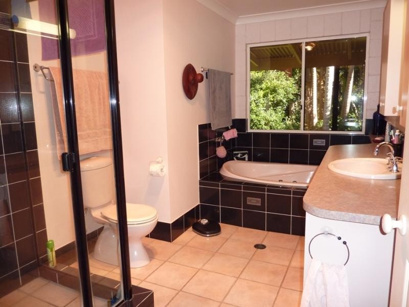 43-45 Western Avenue, Montville QLD 4560