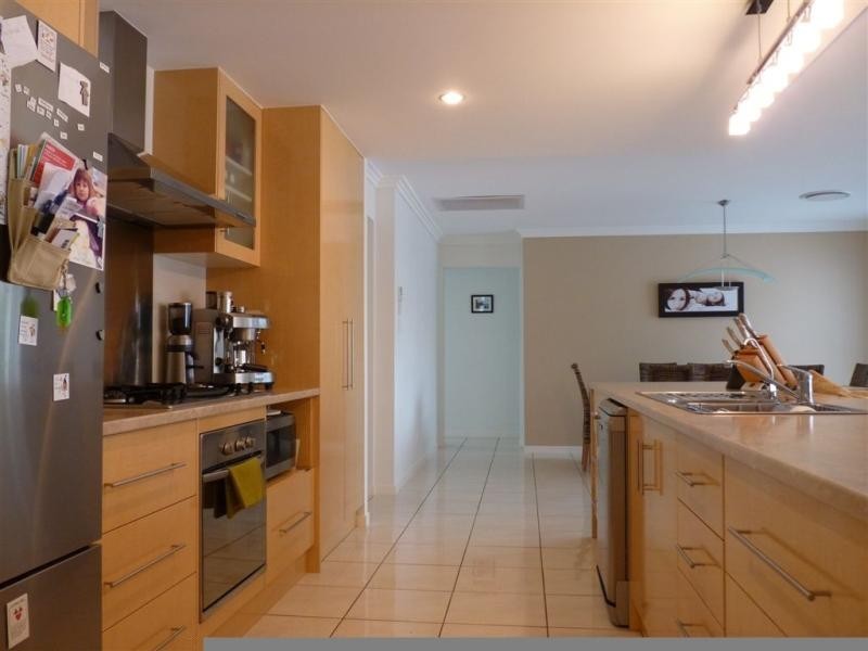 25 RIVERSTONE PLACE, Bli Bli QLD 4560