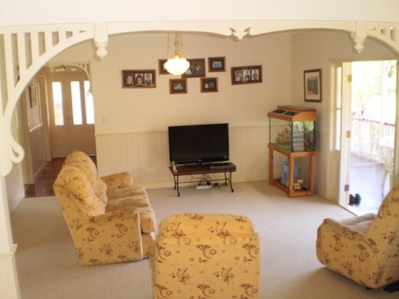 25 Lingara Avenue, Palmwoods QLD 4555