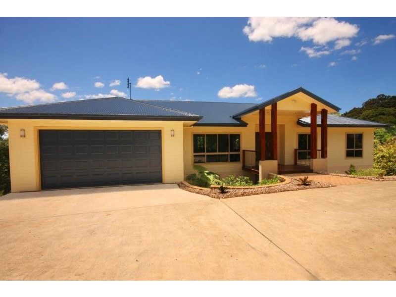 5 Paradise Place (off Bonney Street), Nambour QLD 4560