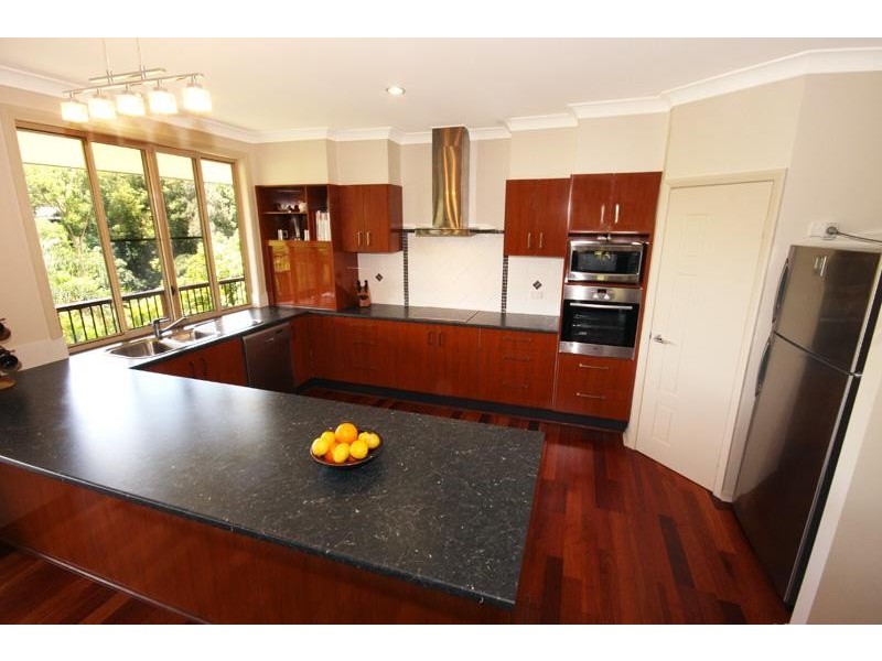 5 Paradise Place (off Bonney Street), Nambour QLD 4560