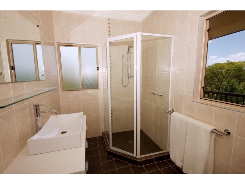 5 Paradise Place (off Bonney Street), Nambour QLD 4560