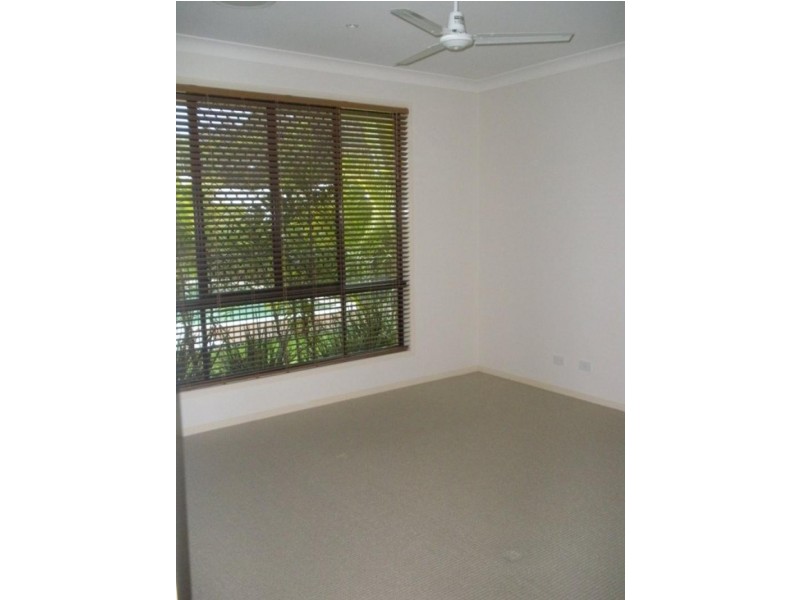 6 Gallows Place, Palmwoods QLD 4555